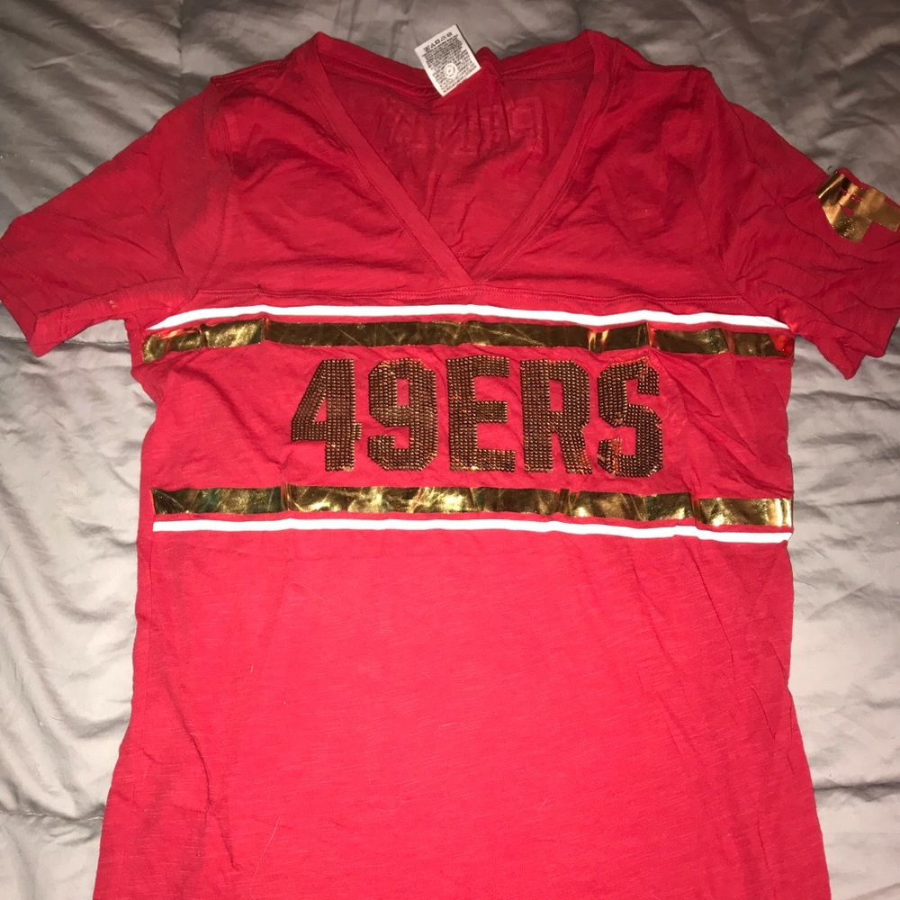 V-neck 49ers Pink shirt